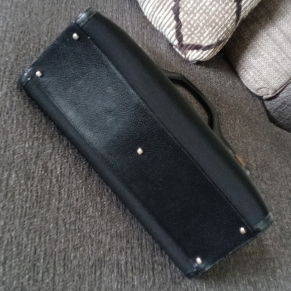 🖤VTG Ferragamo🖤 - BW-21 1850 Top Handle Nylon/Leather Bag - Picture 6 of 16